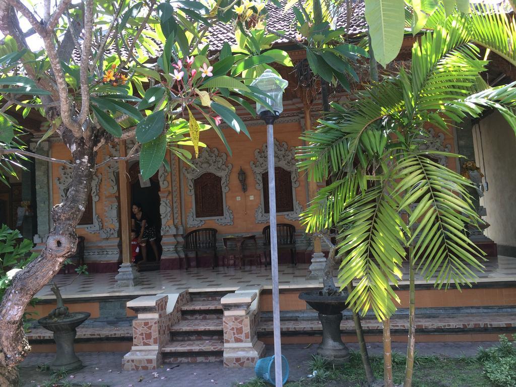 Ray Homestay Batununggul Exterior foto