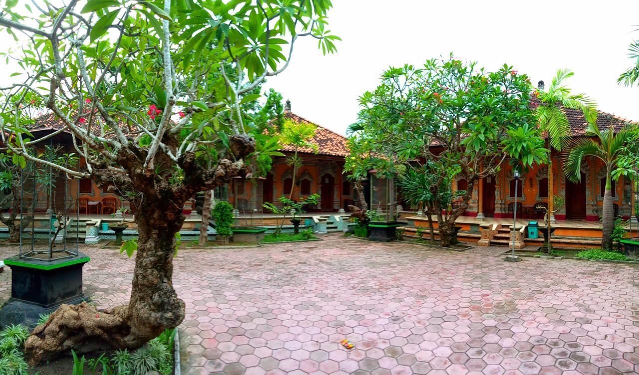 Ray Homestay Batununggul Exterior foto